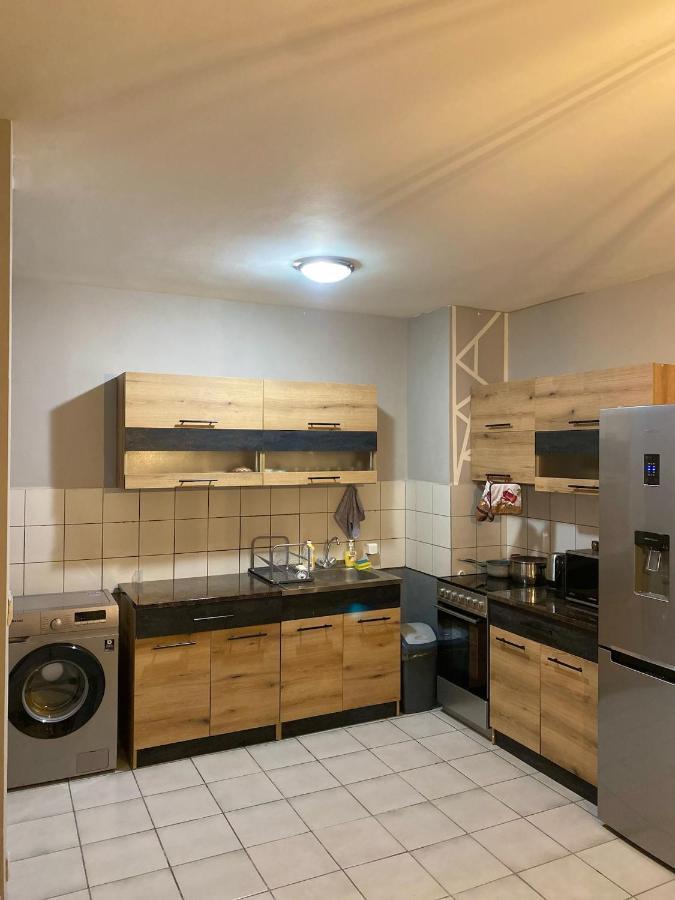 Spacious Apartment Next To South Park Просторен Апартамент До Южен Парк Top Location 索菲亞 外观 照片