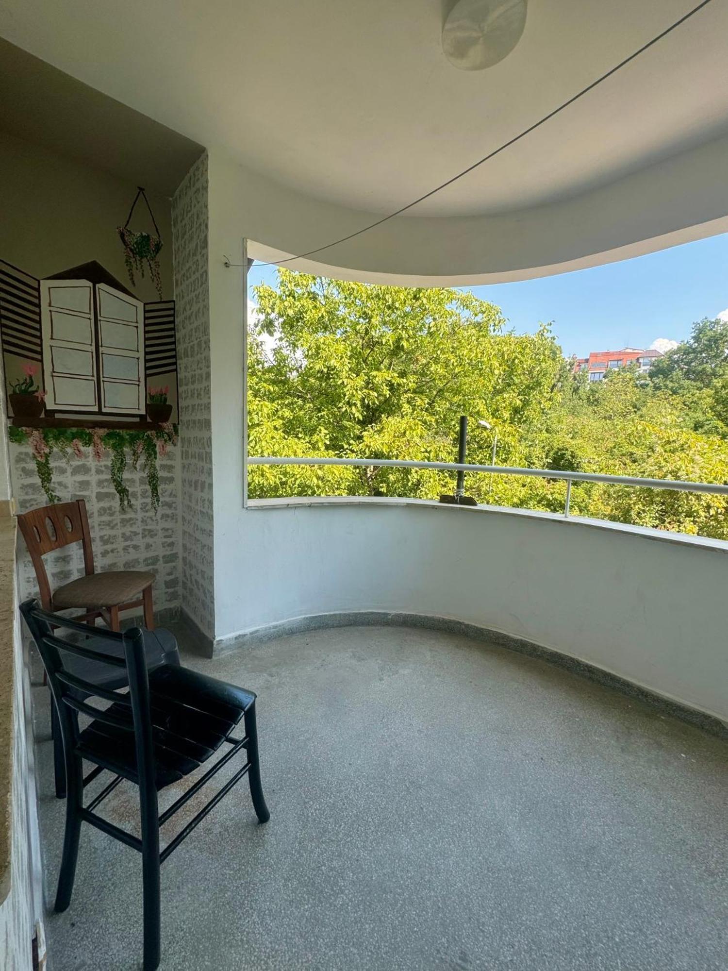 Spacious Apartment Next To South Park Просторен Апартамент До Южен Парк Top Location 索菲亞 外观 照片